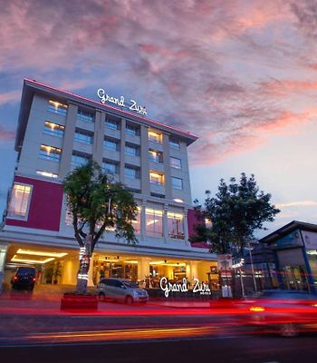 GRAND ZURI MALIOBORO HOTEL 4⋆ ::: YOGYAKARTA, INDONESIA ::: COMPARE ...